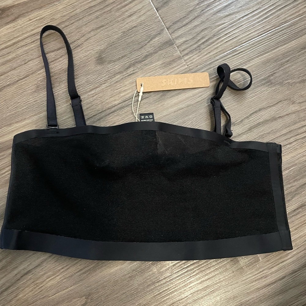 NWT SKIMS Crop Top